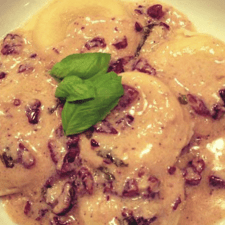 Gorgonzola Ravioli with Walnut Brown Butter Cream Sauce