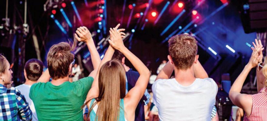 14 Rules to Keep Your Teen Safe at Concerts and Other Crowded Public Places