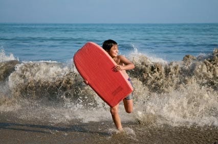 boy with boogie board