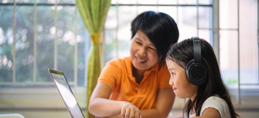 How to Help Kids with Special Needs Succeed in Online Classes