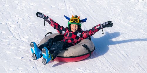 child snow tubing