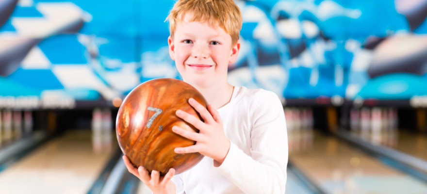 Bowling Alleys in Staten Island and Nearby Your Family Will Love