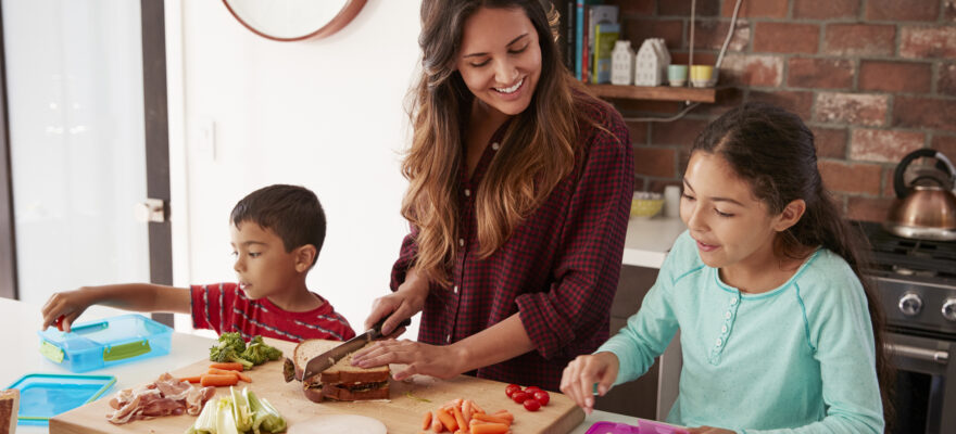 8 Tips for Preparing Healthy School Lunches