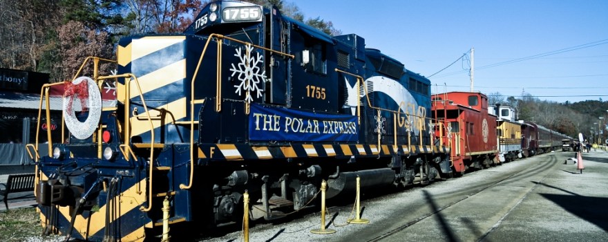 polar express holiday train ride near NYC