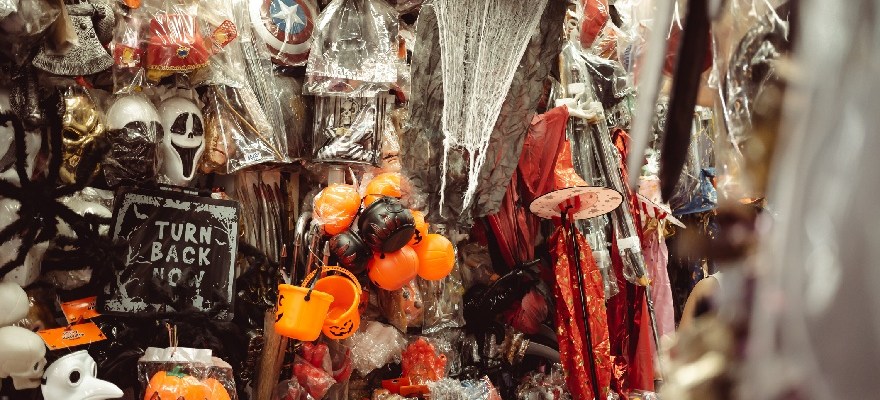 5 Places to Shop for Halloween Costumes & More in Staten Island